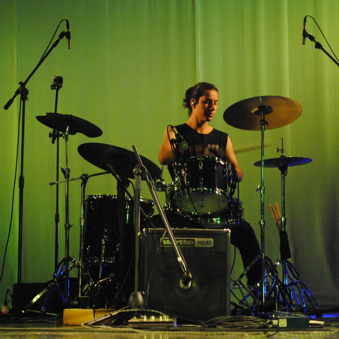 Nicolás Martínez - Drums